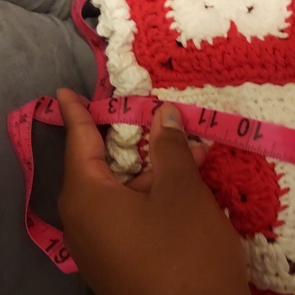 Handmade Crochet Heart Tote - Picture 3 of 7